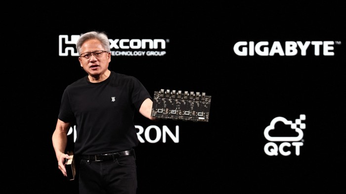 يقول رئيس نفيديا إن نقص الحوسبة في أوروبا “سيتم حله قريبًا”.