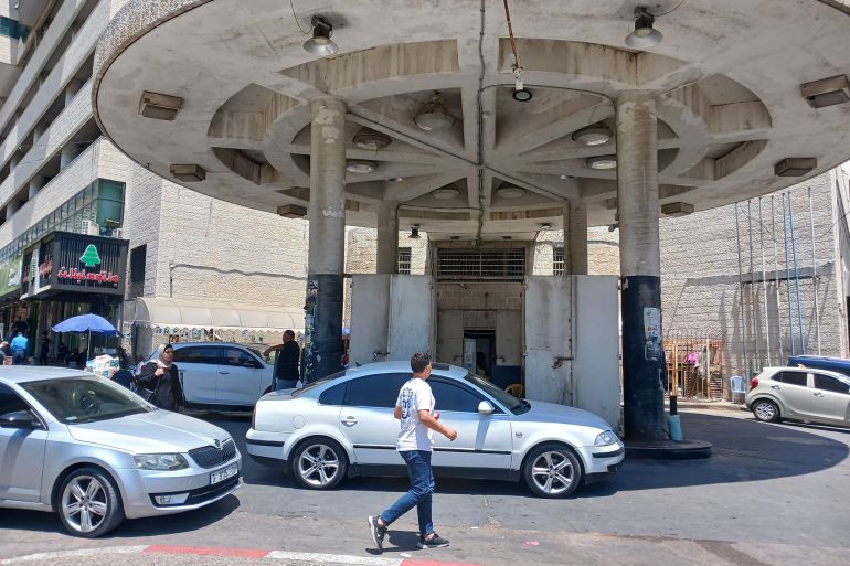 محط الشكعة للمحروقات بنابلس تغلق أبوابها بعد نفاد الوقد- الضفة الغربية- نابلس- الجزيرة نت1