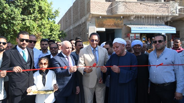 محافظ قنا يفتتح محطة مياه الطويرات المدمجة بعد إحلالها وتجديدها
