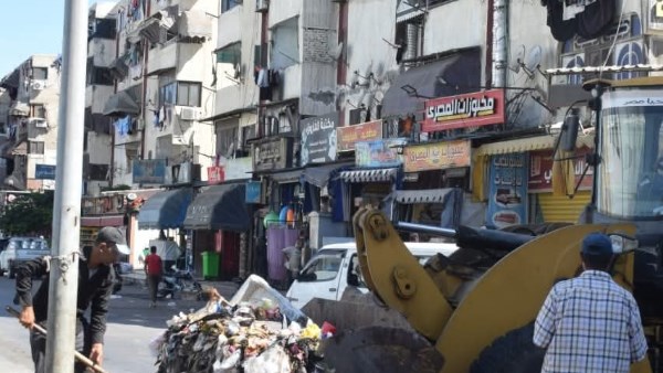 سكرتير عام بورسعيد ورئيس حي الزهور يترأسان حملة واسعة على النظافة