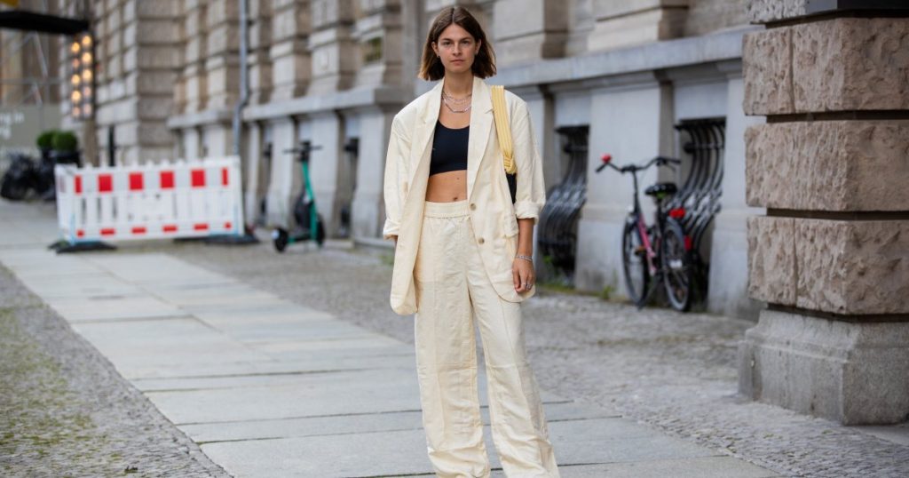 هذه الصفقات الـ 17 الرئيسية على السراويل المناسبة تصل إلى 53 ٪