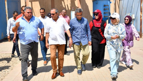 محافظ بورسعيد يتفقد محطة الرفع والمعالجة الثلاثية بقرية الفتح ويوجه بدراسة الحلول العاجلة لسرعة التشغيل