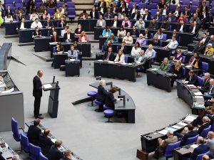 مشرعة ألمانية تنتقد إسرائيل وتعلق على الاعتراف بدولة فلسطينية