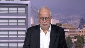 “سلاحه لم يعد يفي بالغرض”.. وزير لبناني يطالب حزب الله بتغيير موقفه | أخبار
