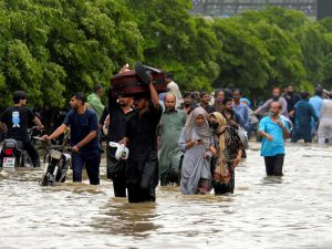 أمطار موسمية جديدة تودي بحياة 20 شخصا في باكستان