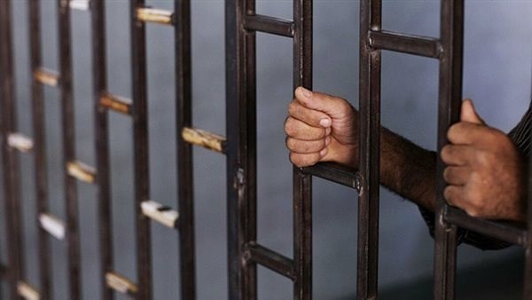 ضبط عامل هارب متهم بإنهاء حياة شخص بطعنات غادرة بشوارع طنطا