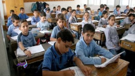 المدارس للطلاب: ممنوع الغياب في امتحانات شهر أكتوبر و”مفيش موبايلات”