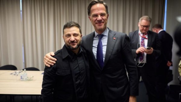 أوكرانيا و«الناتو» يبحثان مُبادرة التعاون في مجال الأسلحة