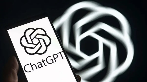 منصة واحدة لكل شيء.. ChatGPT يجمع بيانات الشركات في مكانٍ واحد
