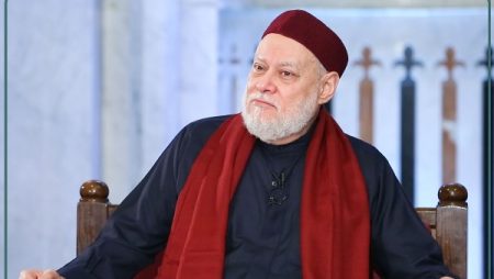 علي جمعة: ربنا شرَّفنا بأن جعلنا أمةً وسطًا ووسطَ القوم أعلاهم نسبًا وعلمًا