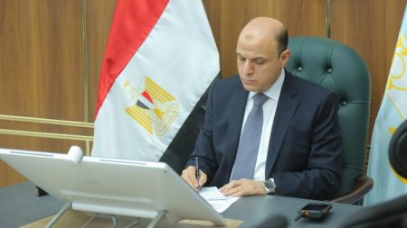 ضبعون لـ فوة.. حركة تنقلات محدودة لرؤساء المراكز والمدن بكفر الشيخ