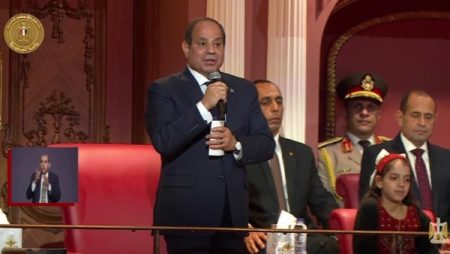 إشادة برلمانية بكلمة الرئيس السيسي في احتفالية “مصر وطن السلام”.. نواب: أكدت قوة الدولة ووعيها في توظيف الفن لخدمة المجتمع وترسيخ الهوية