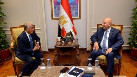 مصر تبحث عزيز تبادل الخبرات والتعاون مع المغرب في صناعة السيارات