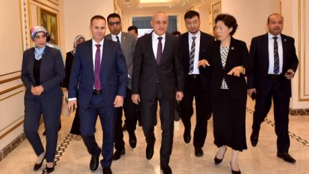 محافظ الأقصر يشهد فعاليات اللقاء المشترك لعرض الفرص الاستثمارية مع مقاطعة سيتشوان الصينية