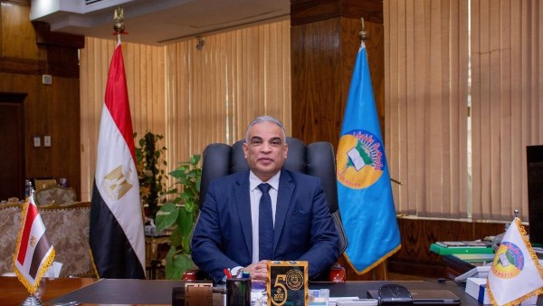 رئيس جامعة طنطا يستعرض تقريرا عن الخطة التنفيذية لتنفيذ مبادرة  رئيس جامعة طنطا يستعرض تقريرا عن الخطة التنفيذية لتنفيذ مبادرة