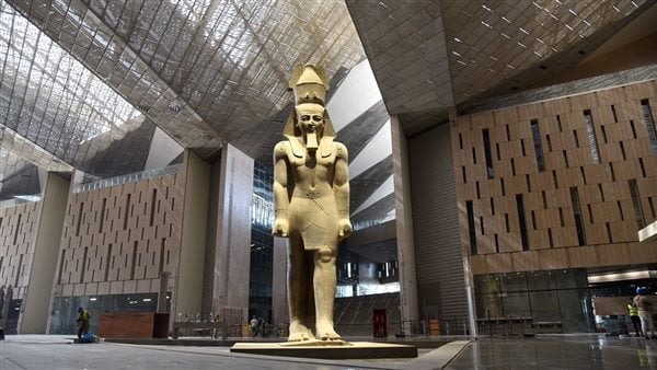 السبت إجازة رسمية مدفوعة الأجر بمناسبة افتتاح المتحف الكبير.. تفاصيل السبت إجازة رسمية مدفوعة الأجر بمناسبة افتتاح المتحف الكبير.. تفاصيل
