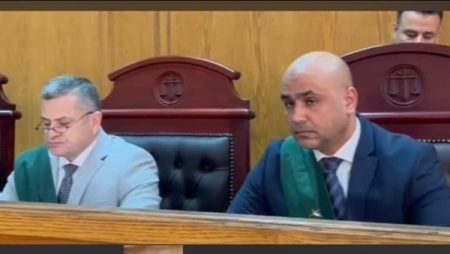 تأجيل محاكمة مفتش آثار متهم باختلاس 370  قطعة آثار وتهريبها خارج البلاد