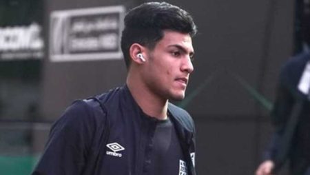 اقتراب رحيل مصطفى العش عن الأهلي في يناير المقبل