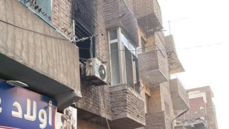 السيطرة على حريق غرفة داخل شقة في حلوان| صور