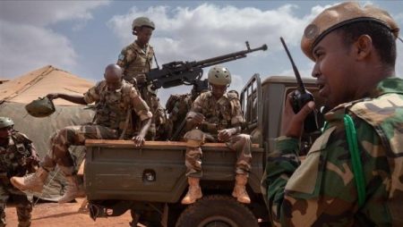 الجيش الصومالي يعلن مقتل قائد بارز في مليشيا الشباب