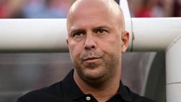 بعد تراجع نتائج ليفربول.. شكوك تحيط بمستقبل آرني سلوت | إيه الحكاية؟