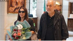 وصول أشرف زكي وروجينا الجزائر  لحضور مهرجان وهران