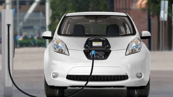 السيارات الكهربائية