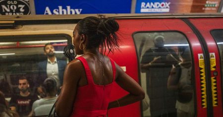 كيفية الحفاظ على برودة مترو الأنفاق والقطارات في عالم أكثر سخونة من أي وقت مضى