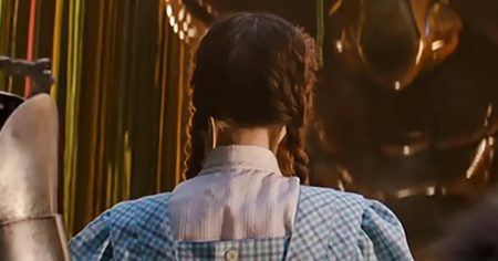 من يلعب دور دوروثي في فيلم “Wicked: For Good”؟ اتضح أنه لا يهم حقا