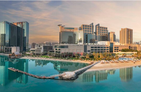 إقامة فاخرة في أبوظبي رفاهية بالقرب من الترفيه