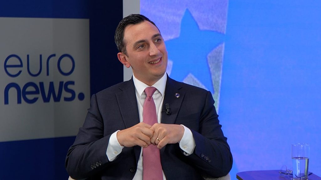 مفوضة الاتحاد الأوروبي تنتقد محاولات إحياء الدوري السوبر لكرة القدم