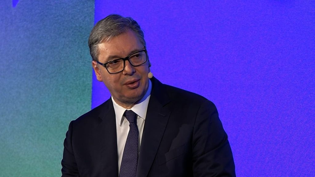 فوتشيتش: صربيا منفتحة على استئناف مبيعات الذخيرة إلى أوروبا بعد توقف التصدير