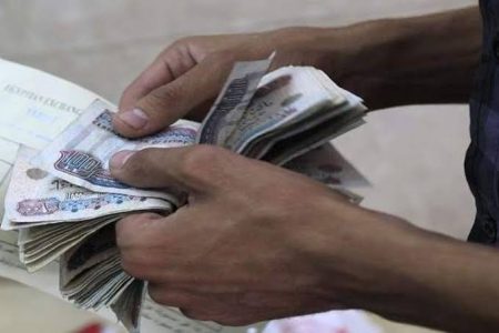 أدخر مبلغا من المال للزواج فهل أخرج عنه الزكاة؟ الإفتاء تجيب