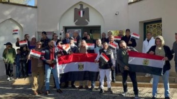 سفير مصر بالعراق: العملية الانتخابية تسير بشكل منظم ويسير