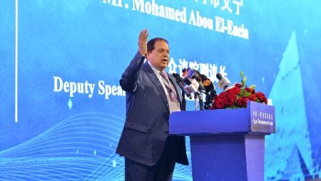 أبو العينين يدعو لتعميق الشراكة المصرية الصينية: نستهدف توطين الصناعة والتكنولوجيا وجذب مزيد من الاستثمارات