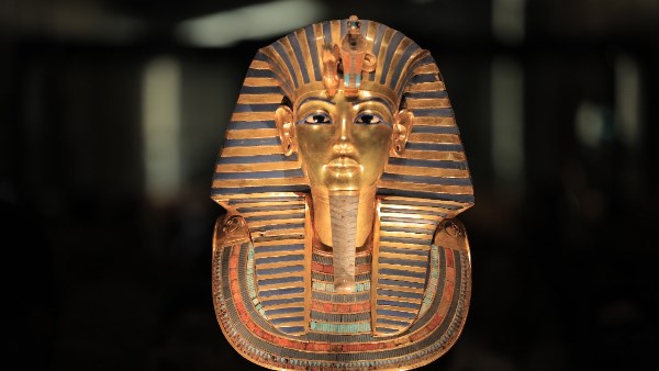 جولة صدى البلد . المتحف المصري الكبير يشهد إقبالا غير مسبوق في أول أيامه .. صور