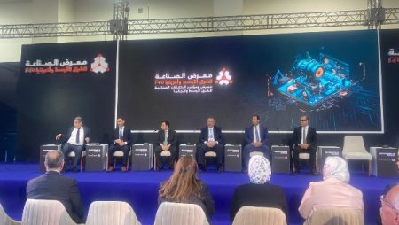 خبراء سيارات: طفرة في الصناعات المغذية للسيارات مع إطلاق البرنامج الوطني وتوسع استثمارات الشركات الكبرى