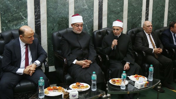 وزير الأوقاف والمفتي ومحافظ كفر الشيخ يناقشون ملفات خدمية وتعزيز الوعي الديني | صور