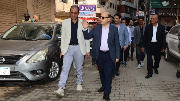 محافظ كفر الشيخ يتفقد رصف 27 شارعًا بـ الإنترلوك | صور