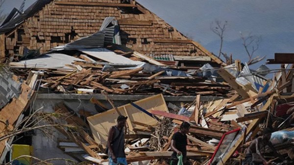 مقتـل عشرات الأشخاص .. إنحسار حدة الإعصار ميليسا بمنطقة الكاريبي