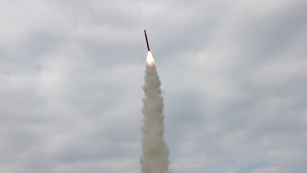 أول تعليق أمريكي علي إطلاق كوريا الشمالية لصاروخ بإتجاه جارتها الجنوبية