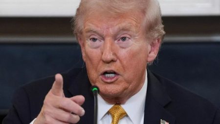 «ترامب» يقاطع قمة العشرين في جنوب إفريقيا.. لهذ السبب