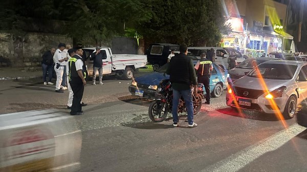 لفحص التراخيص وضبط المخالفات.. حملة أمنية موسعة في حلوان| صور لفحص التراخيص وضبط المخالفات.. حملة أمنية موسعة في حلوان| صور