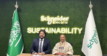 شنايدر إلكتريك ومؤسسة سعفة توقعان شراكة استراتيجية لدعم الاستدامة والحوكمة