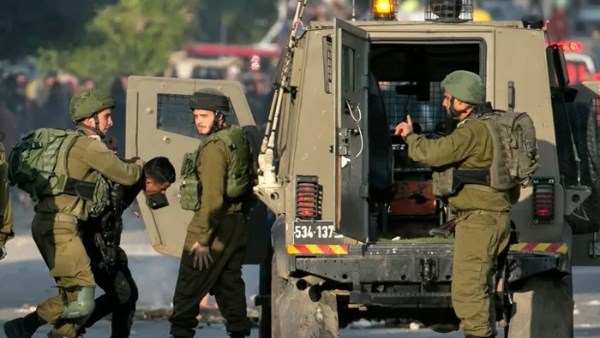 إذاعة جيش الاحتلال: الرفات التي سلمتها حماس إلى إسرائيل الليلة الماضية لا تعود لأي محتجز