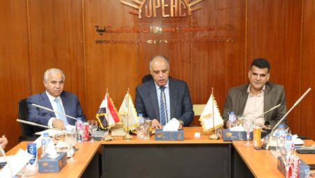 “الزراعة” تبحث توحيد الجهود الإرشادية بكافة الجهات المعنية التابعة للوزارة