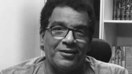 فقدنا كاتبا مصريا أصيلا.. عبد الرحيم كمال ينعى أحمد عبدالله