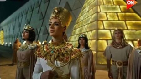 دي بنت أساسًا.. عمرو وهبة يكشف حقيقة مشاركته في حفل افتتاح المتحف المصري الكبير|صور