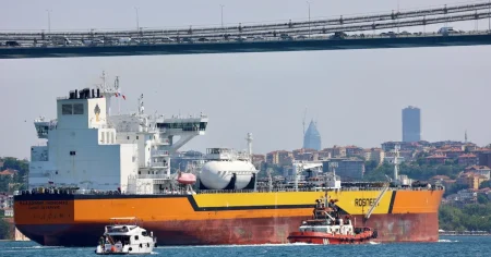 أوكرانيا تعلن مسؤوليتها عن هجوم استهدف ناقلتي نفط روسيتين قبالة تركيا