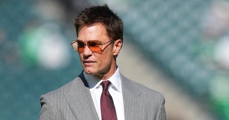 كلب توم برادي الجديد هو نسخة من الحيوان الأليف الذي شاركه مع زوجته السابقة جيزيل بوندشين